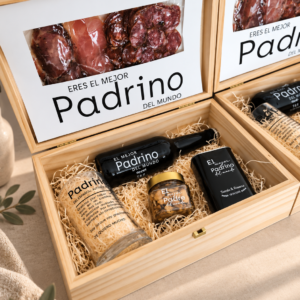 aja de Madera Personalizada con Productos Gourmet de Jaén