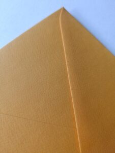 Sobres texturizados-Curry