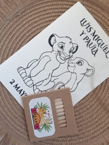 Libro para colorear + lápices